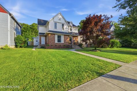726 Clinton Street Harriman TN 37748