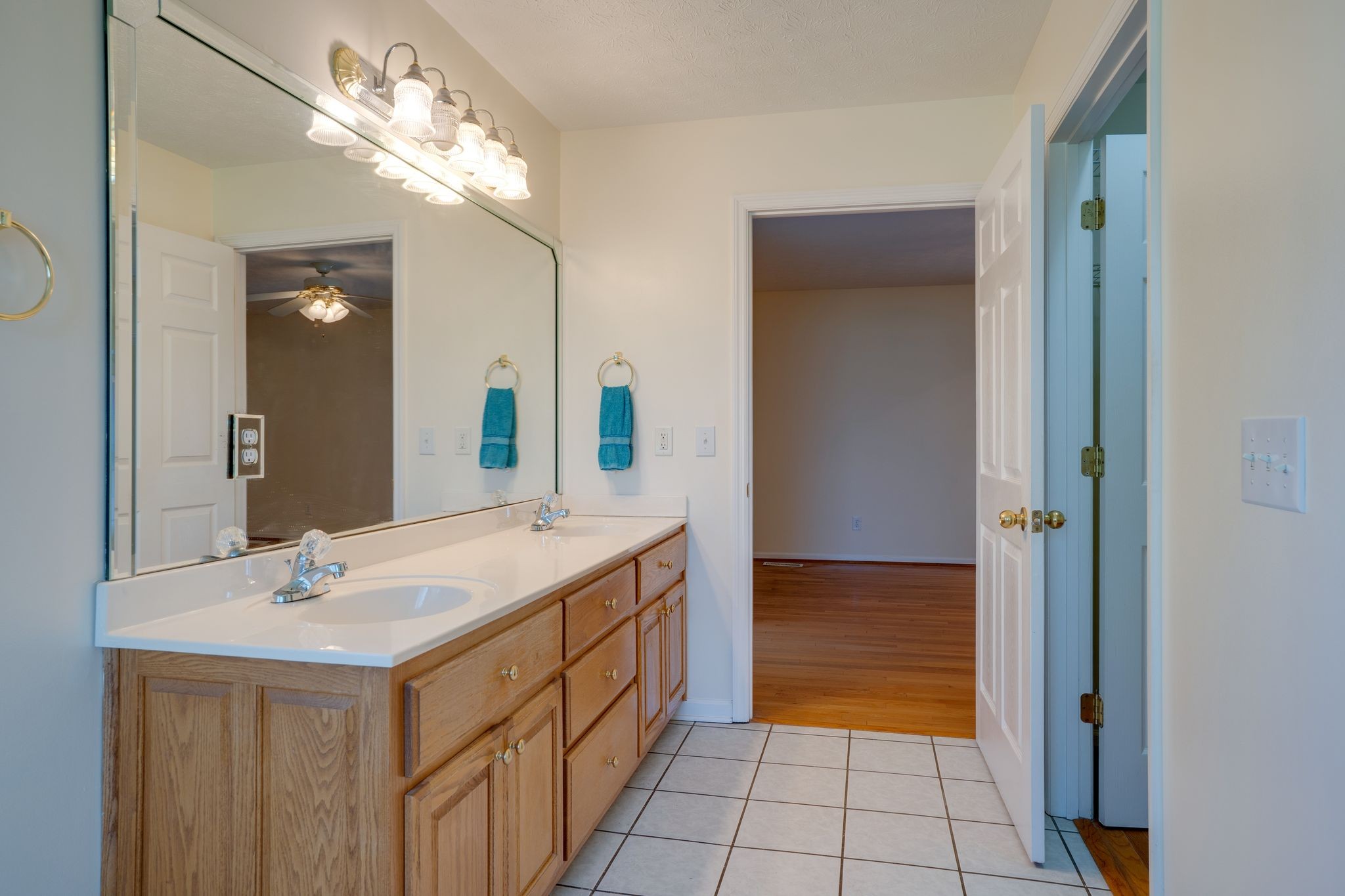 134 N Harris Road Portland TN 37148