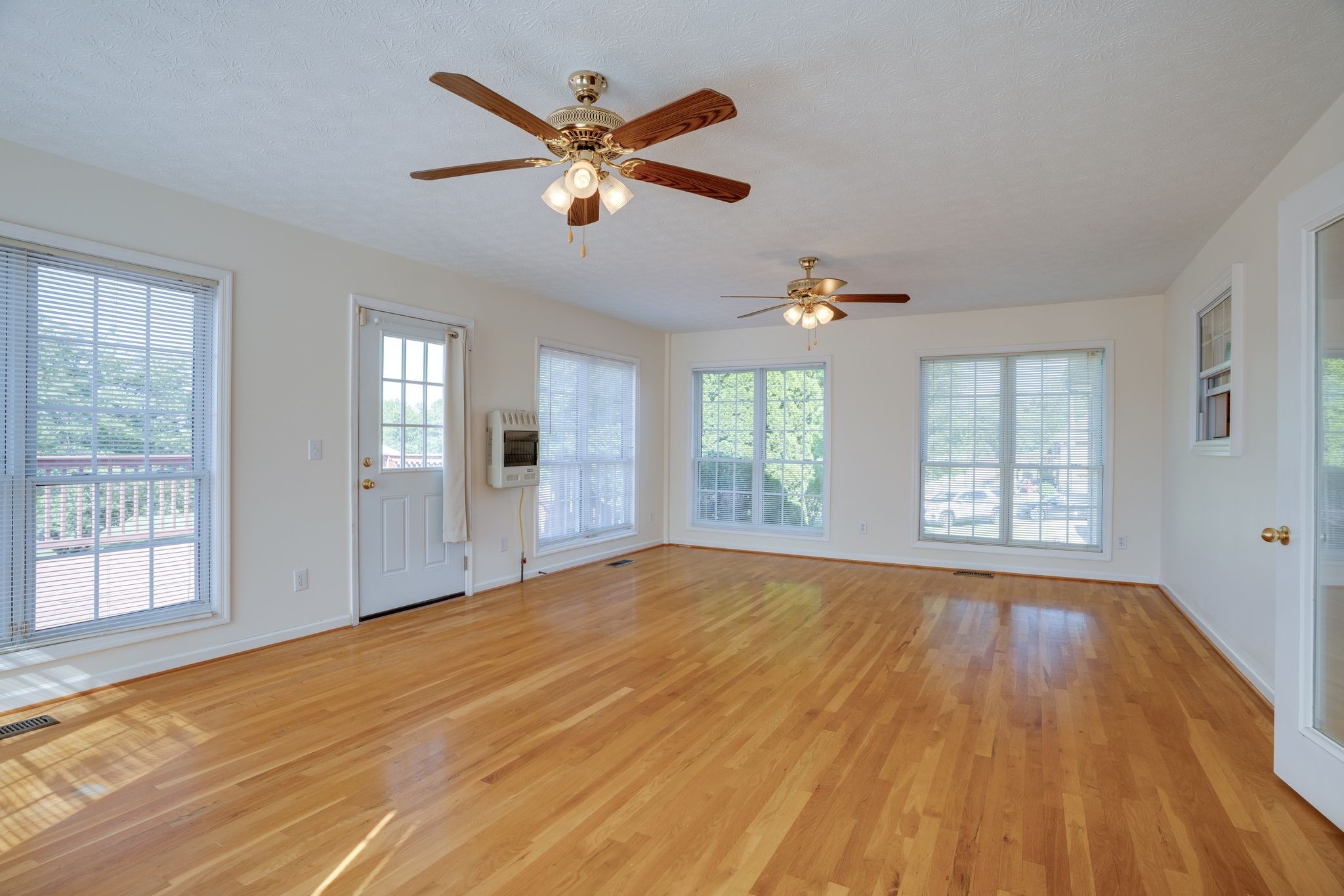 134 N Harris Road Portland TN 37148