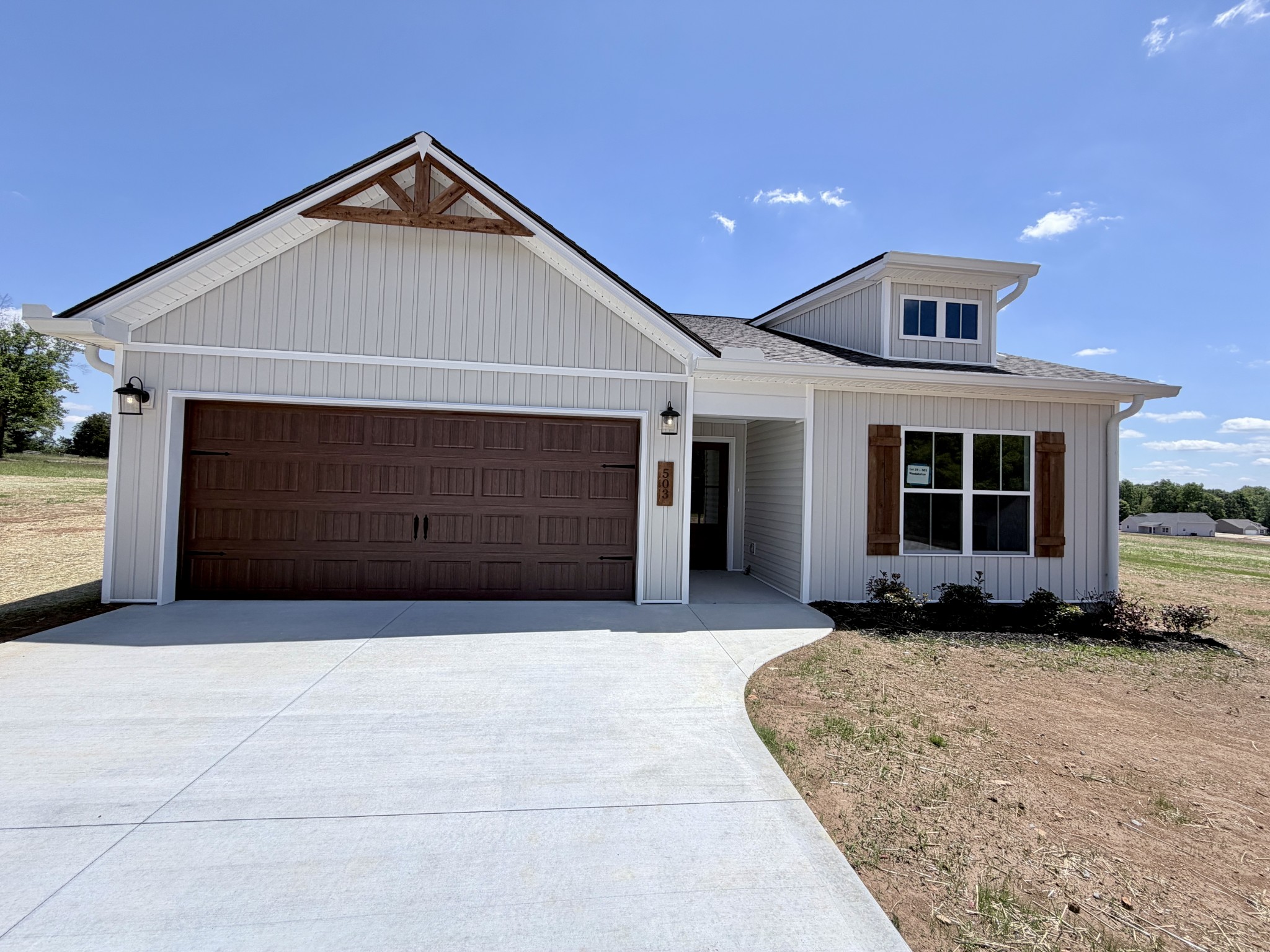 503 Mandalorian Way Dickson TN 37055