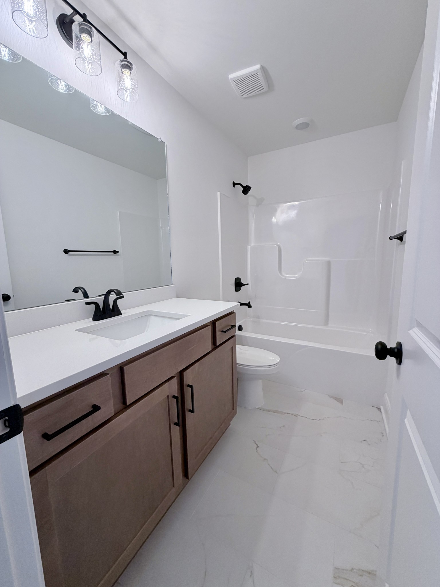 503 Mandalorian Way Dickson TN 37055