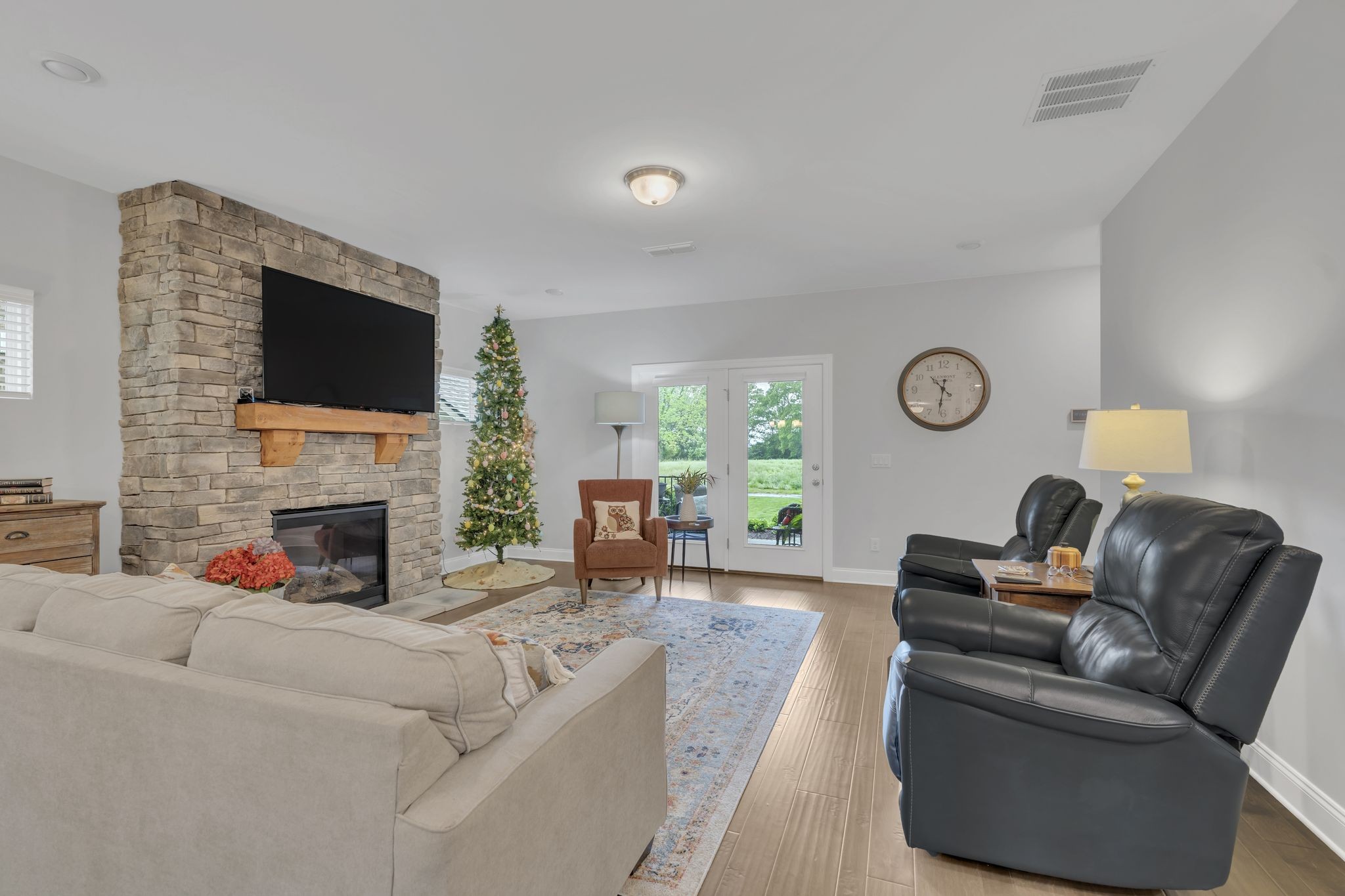 4937 Riverbank Drive Hermitage TN 37076