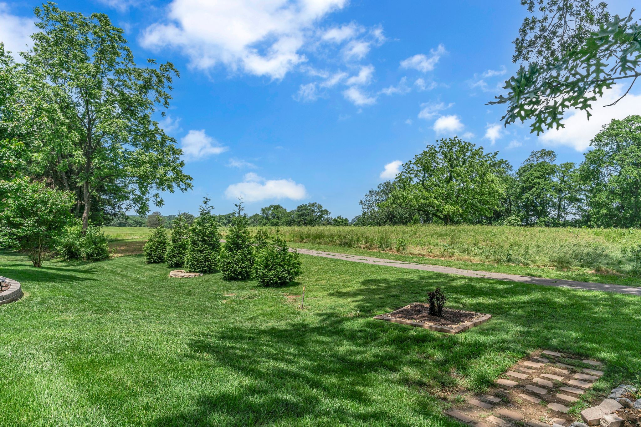 4937 Riverbank Drive Hermitage TN 37076