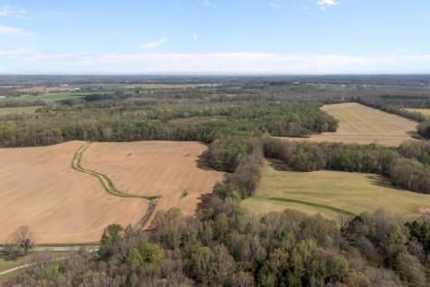2715 Herrondale East Road Henry TN 38231