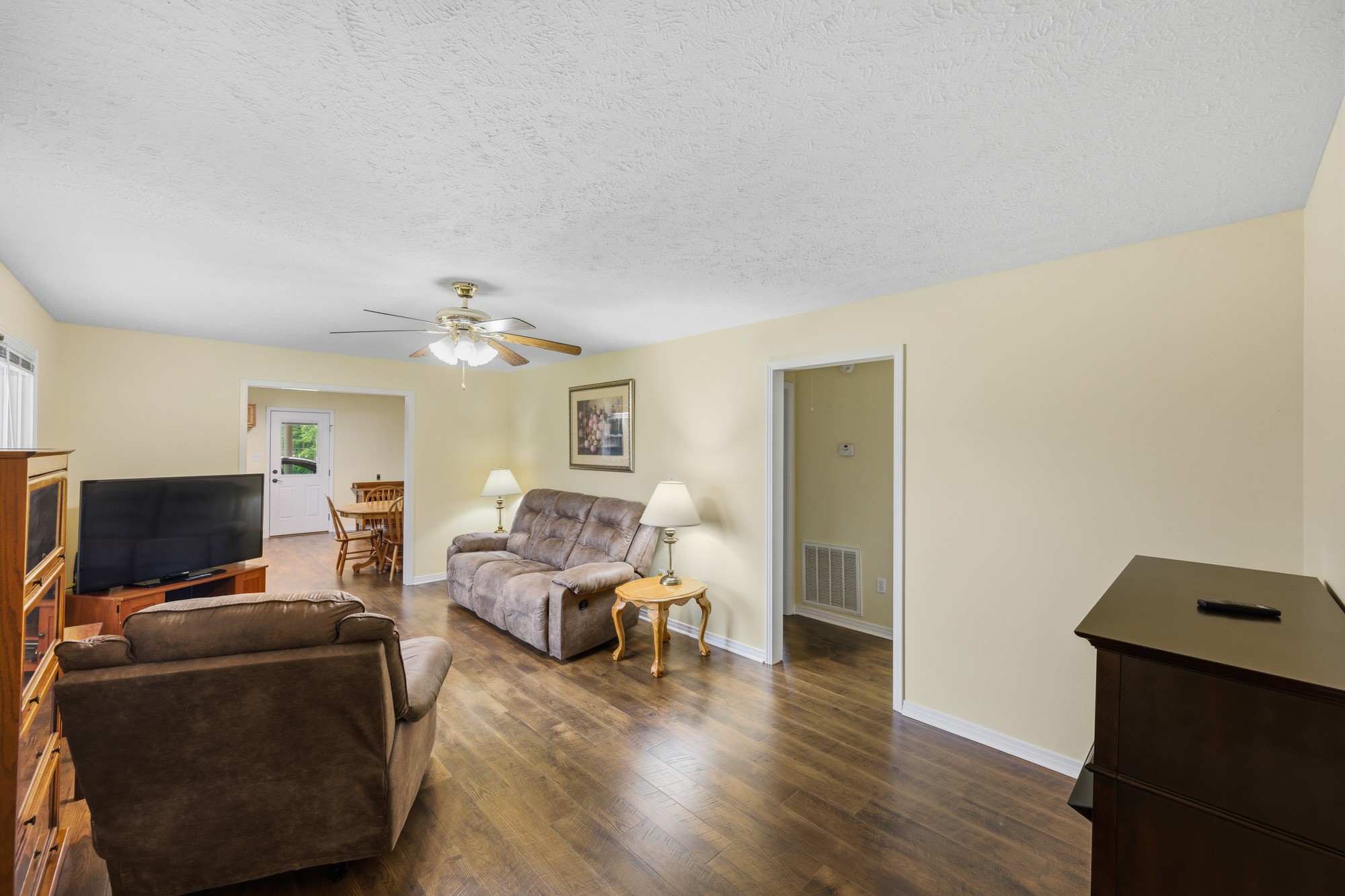 944 Brooksie Thompson Road Decaturville TN 38329