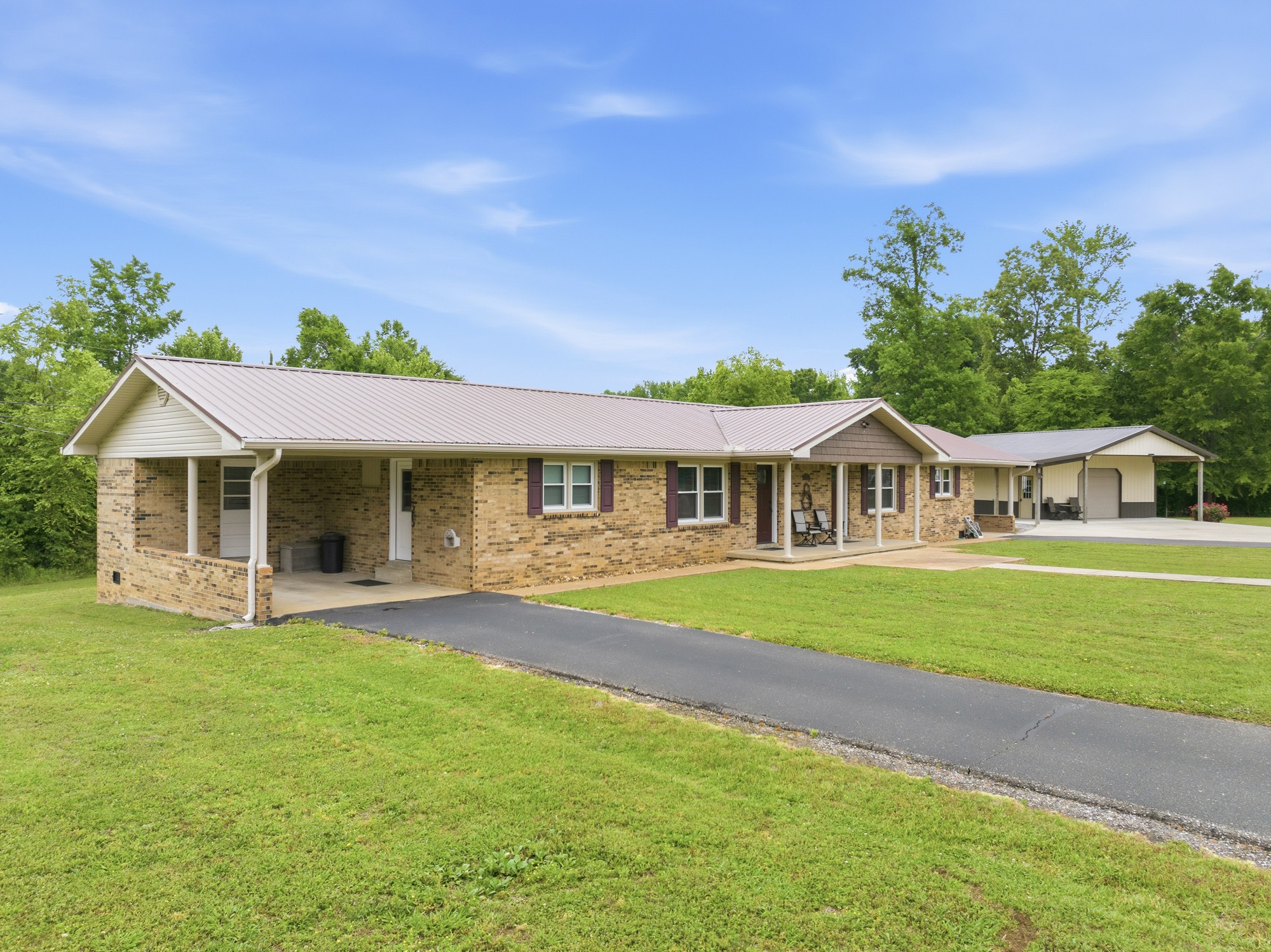 944 Brooksie Thompson Road Decaturville TN 38329