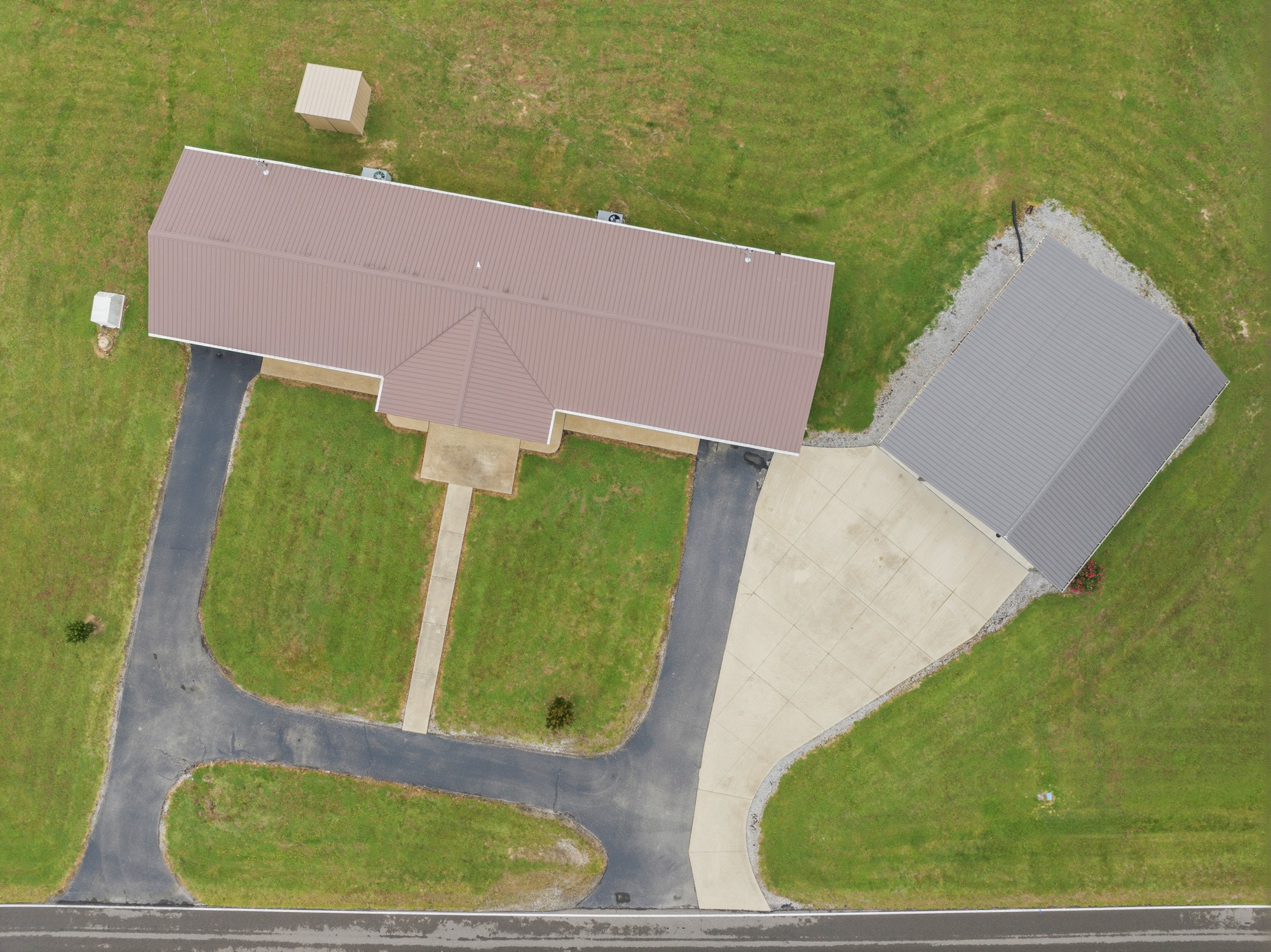 944 Brooksie Thompson Road Decaturville TN 38329