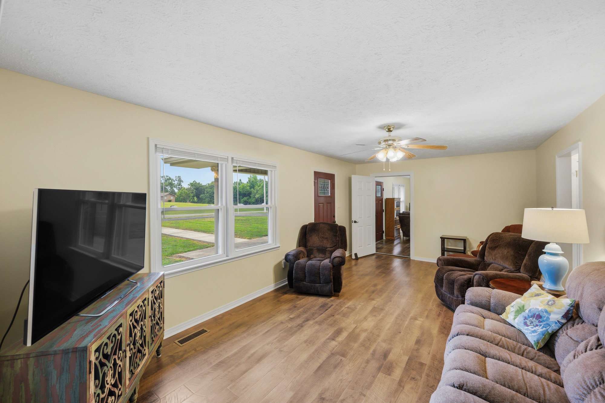 944 Brooksie Thompson Road Decaturville TN 38329