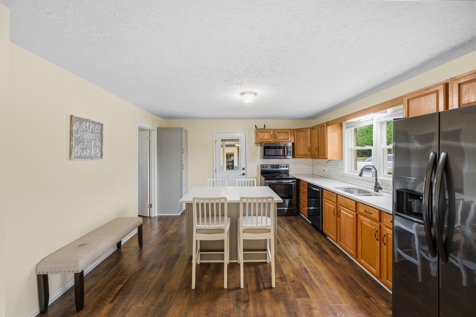 944 Brooksie Thompson Road Decaturville TN 38329