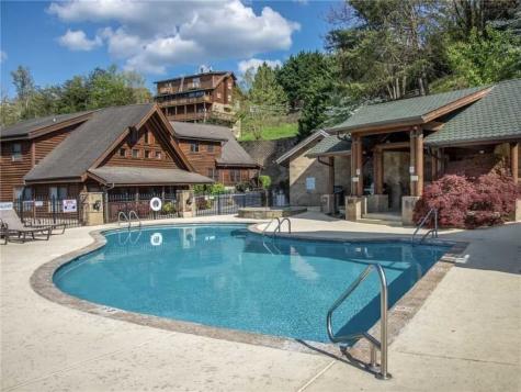 839 Golf View Boulevard Sevierville TN 37863