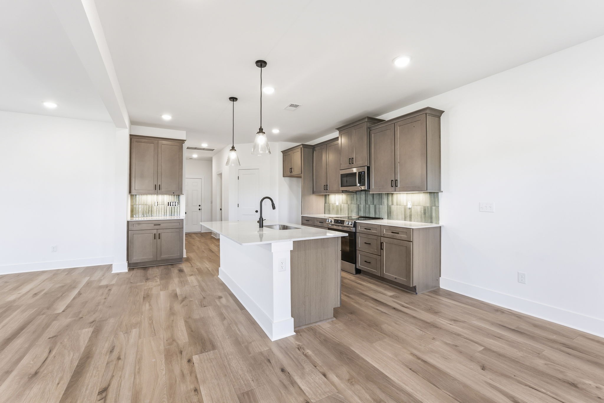 934 Watercourse Court Nashville TN 37214