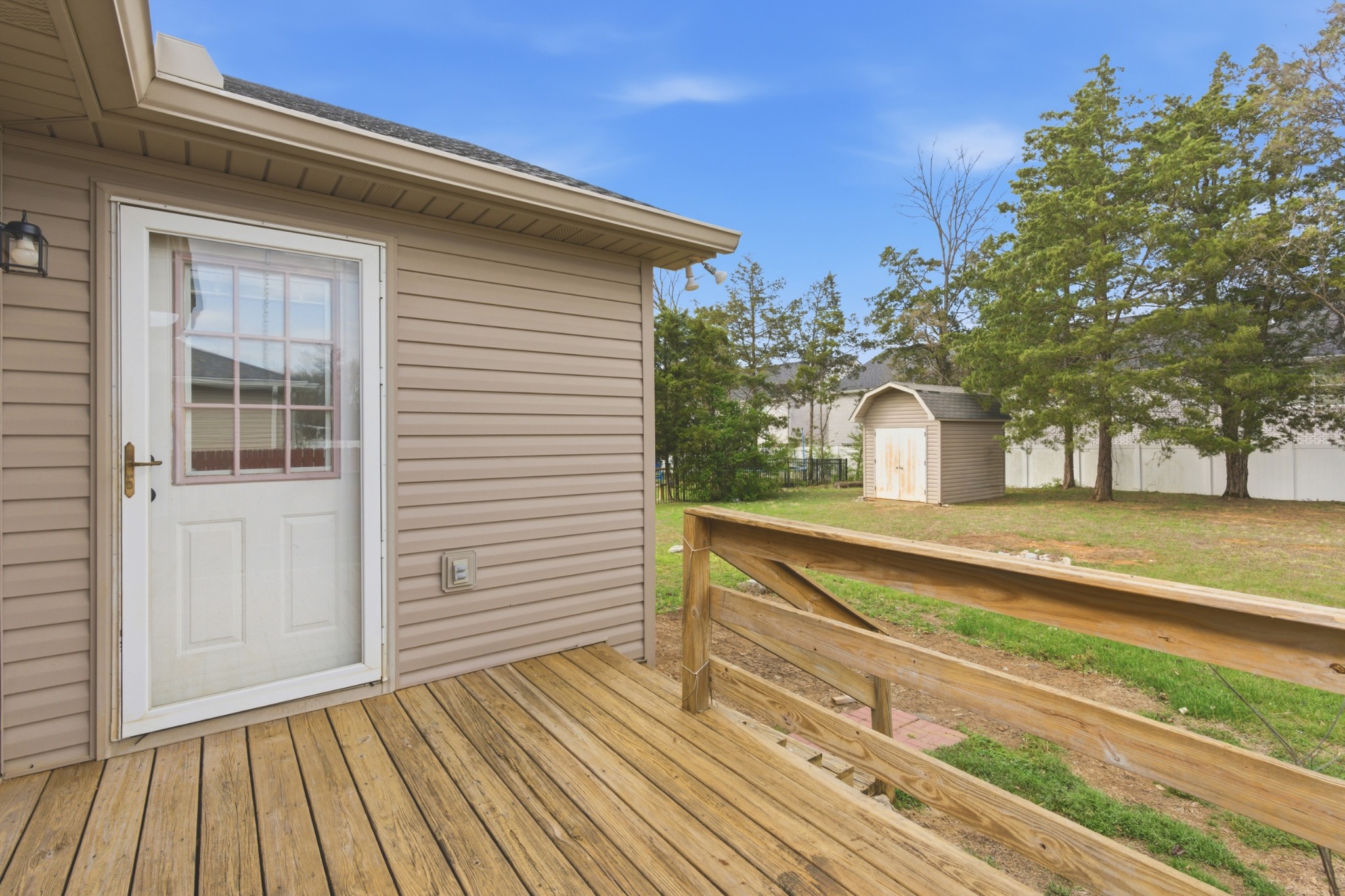 327 June Drive Lebanon TN 37087
