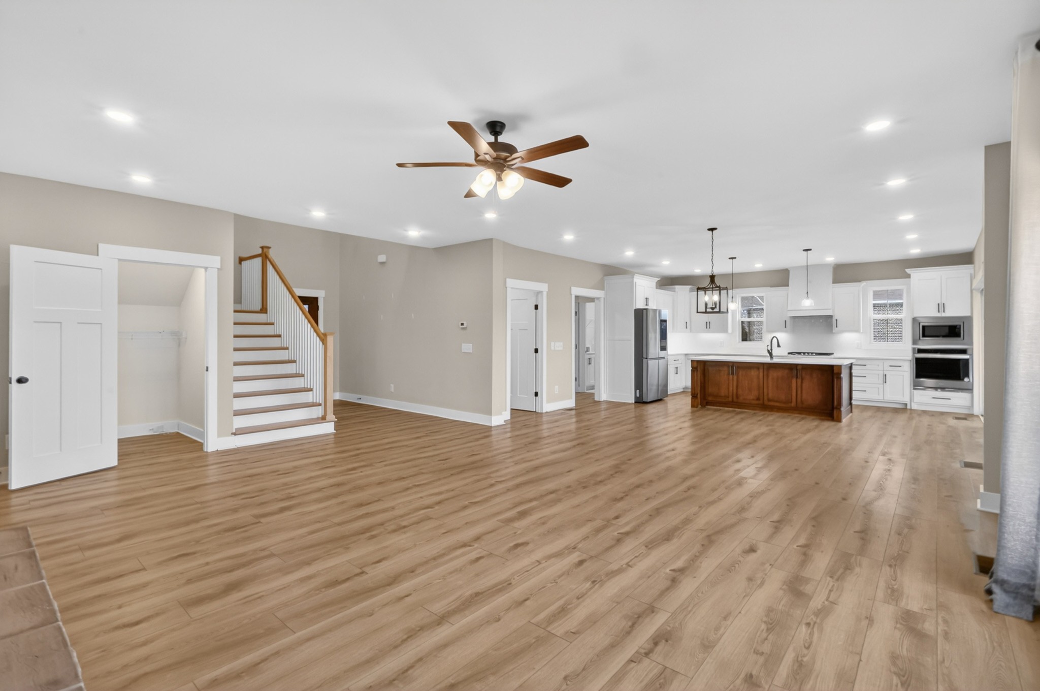 746 N Russell Street Portland TN 37148