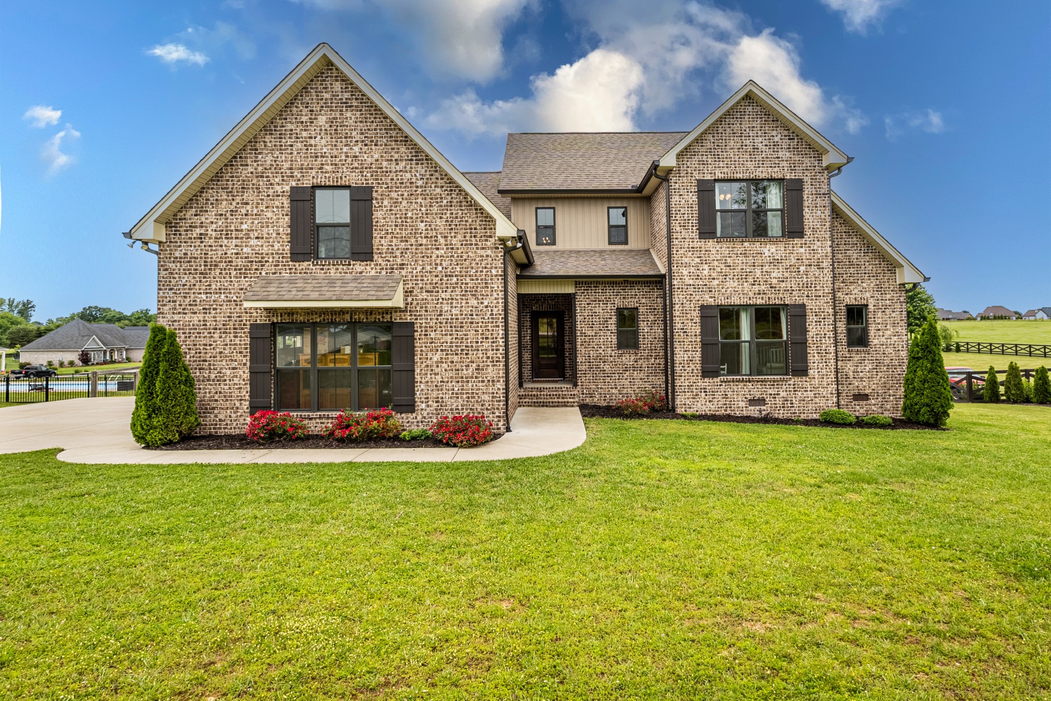 746 N Russell Street Portland TN 37148