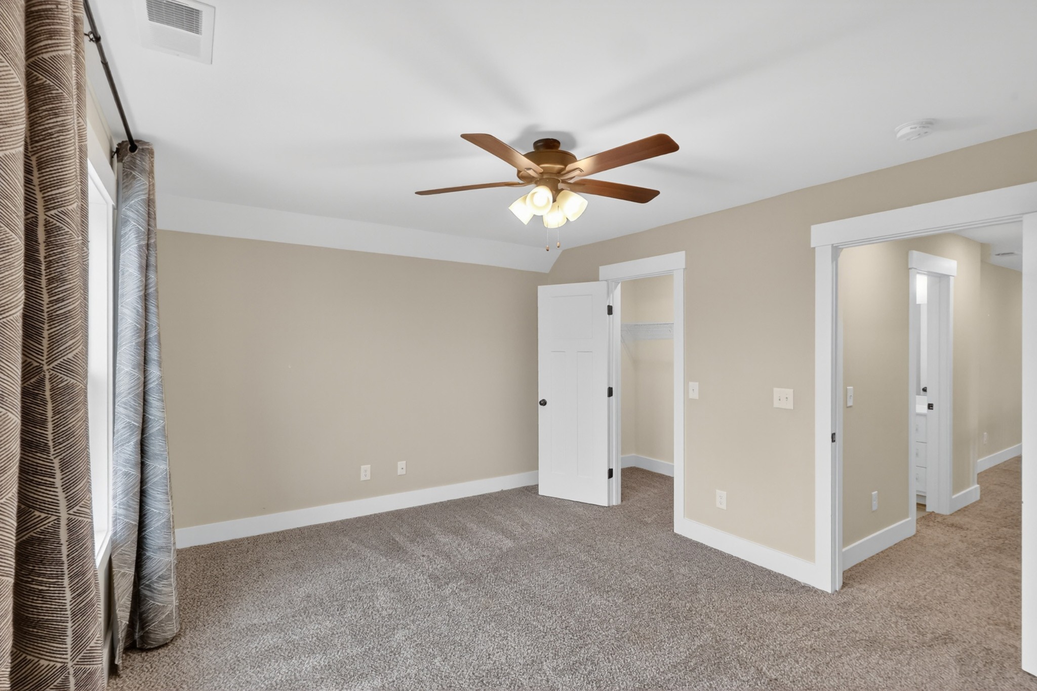 746 N Russell Street Portland TN 37148