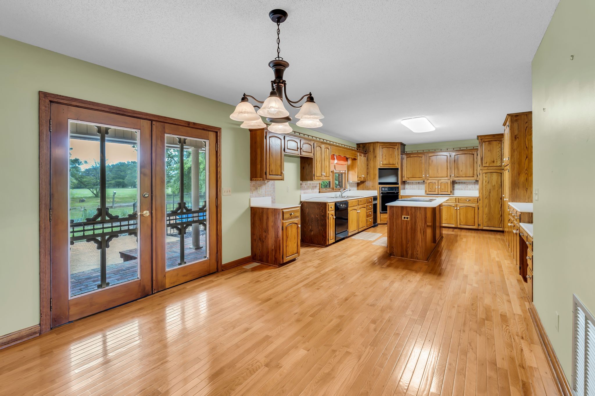 28 Ok Road Lawrenceburg TN 38464
