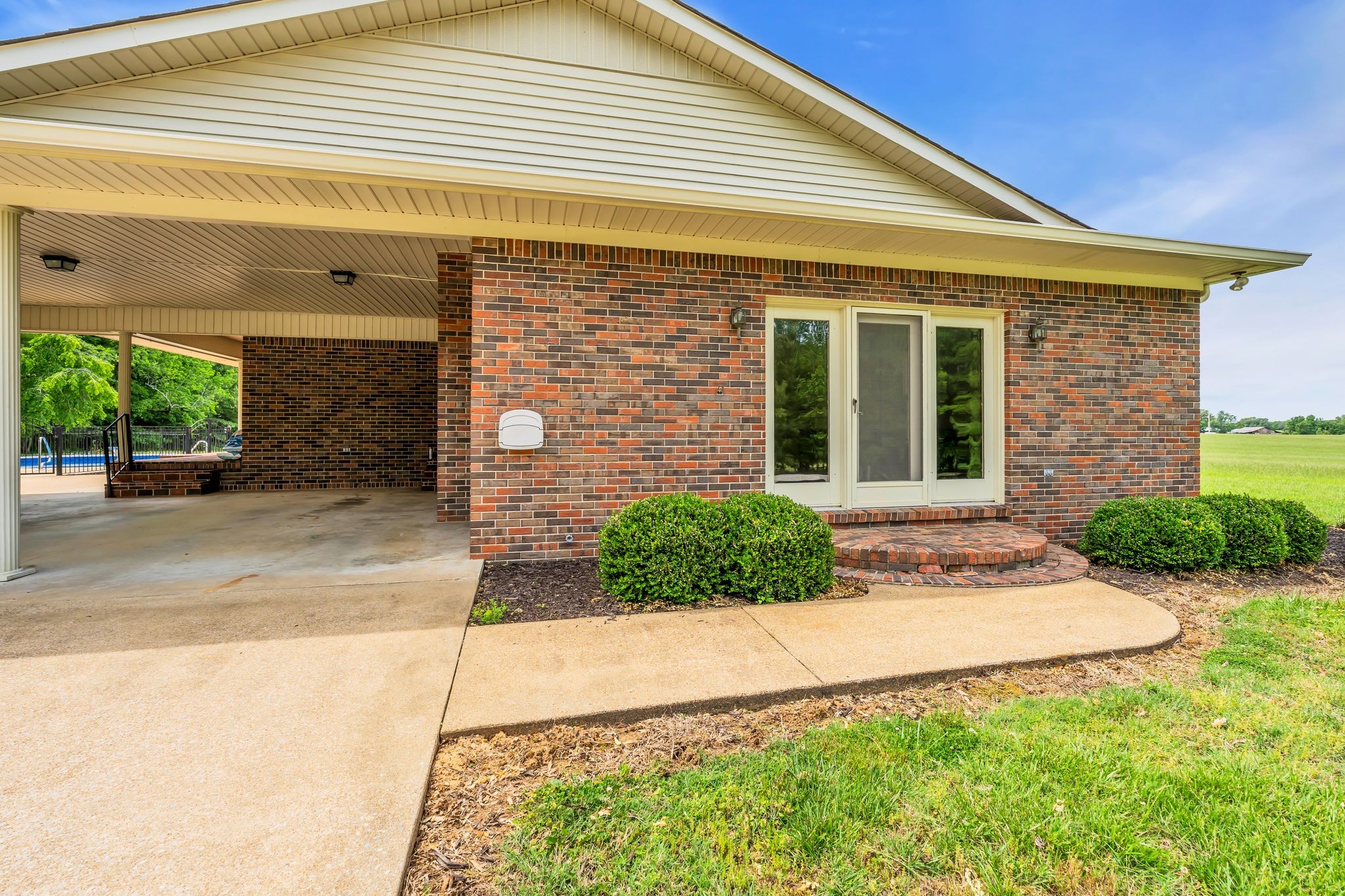 28 Ok Road Lawrenceburg TN 38464