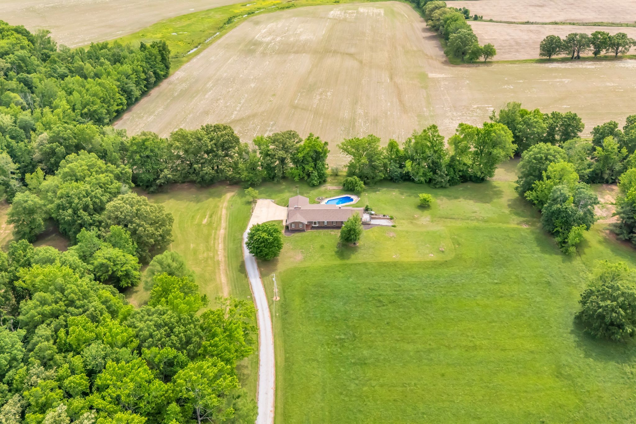 28 Ok Road Lawrenceburg TN 38464