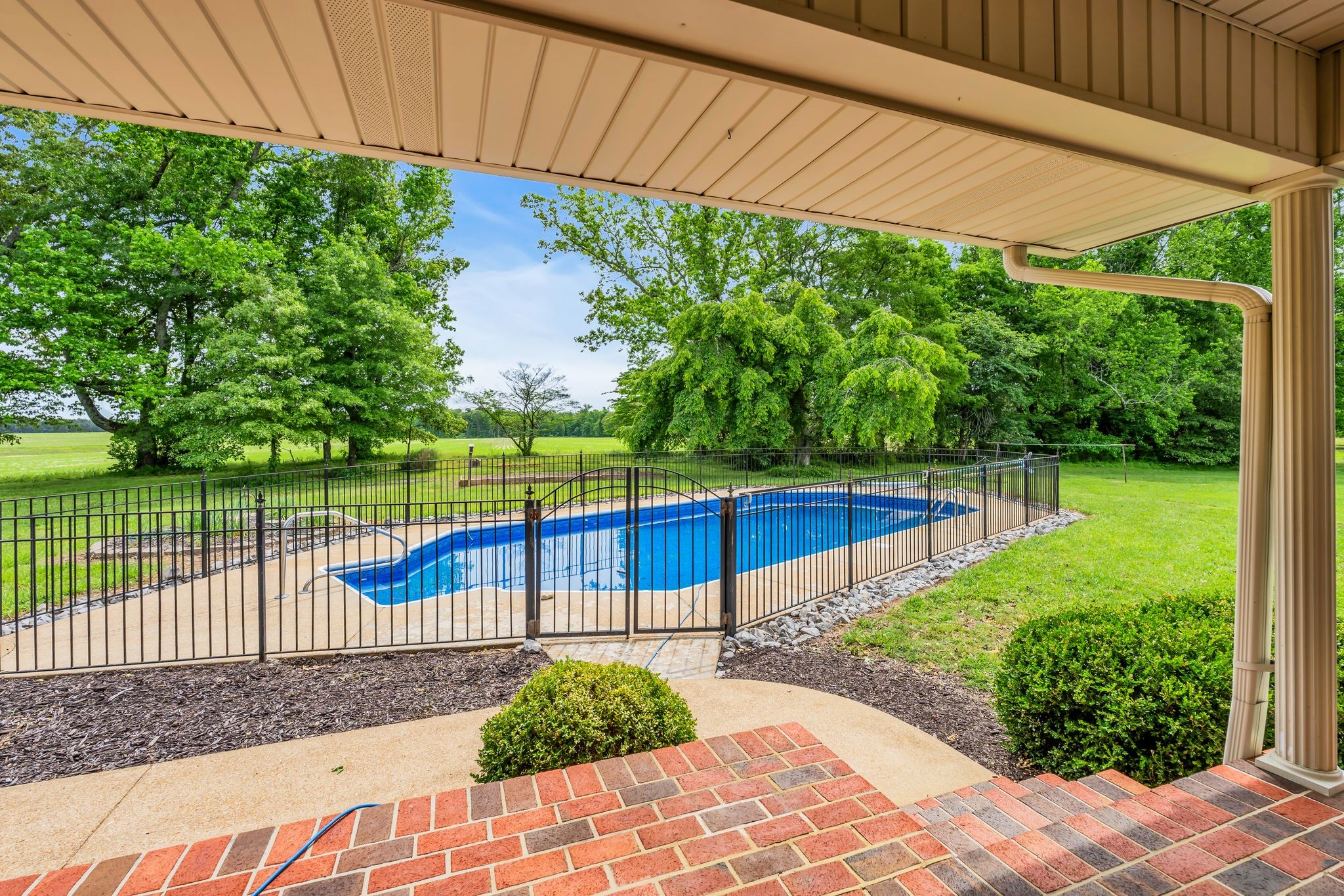 28 Ok Road Lawrenceburg TN 38464