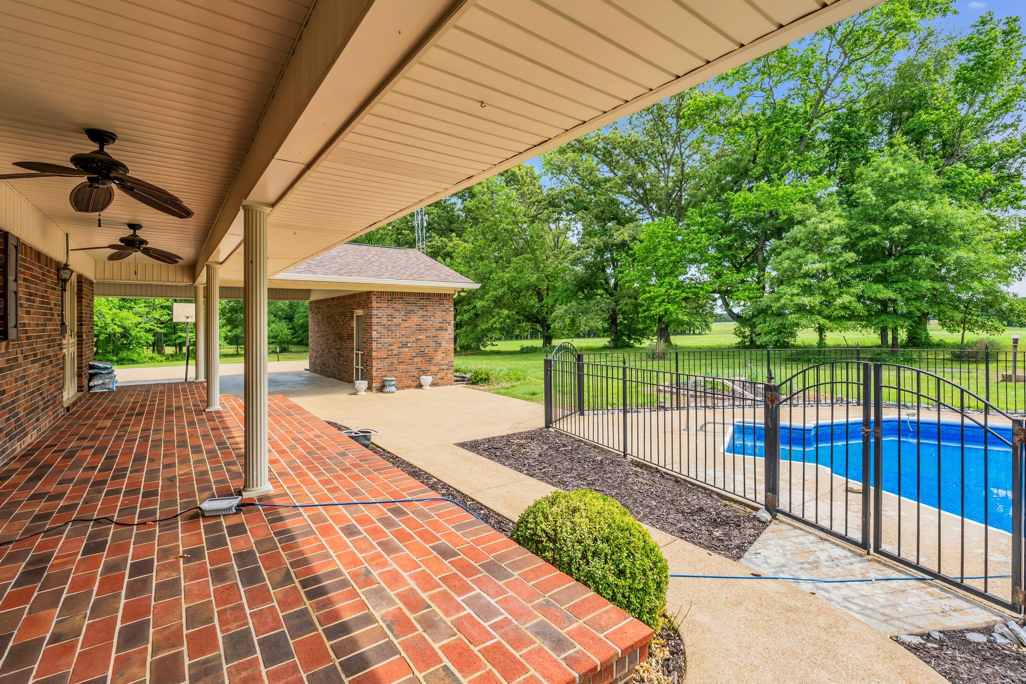 28 Ok Road Lawrenceburg TN 38464
