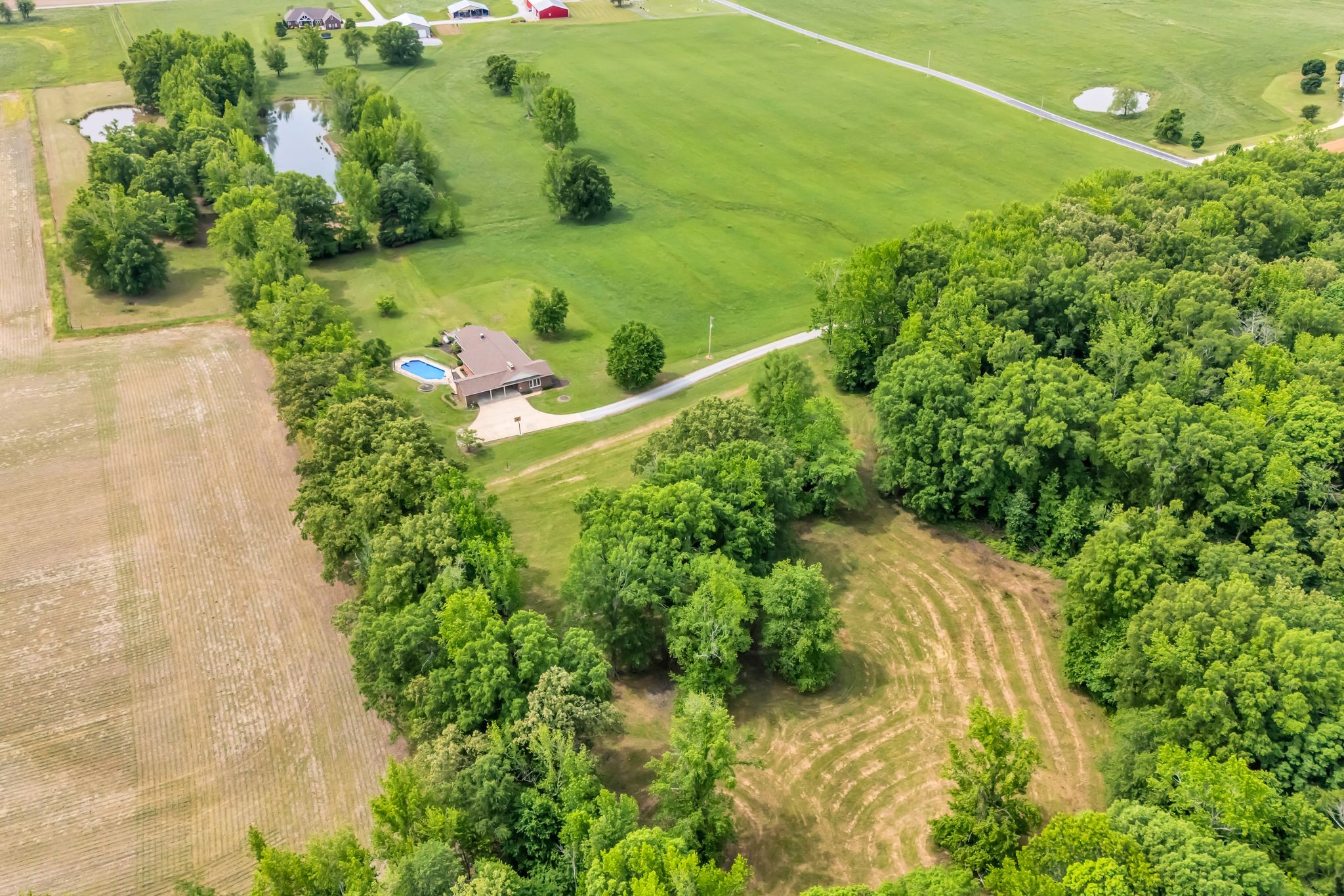 28 Ok Road Lawrenceburg TN 38464