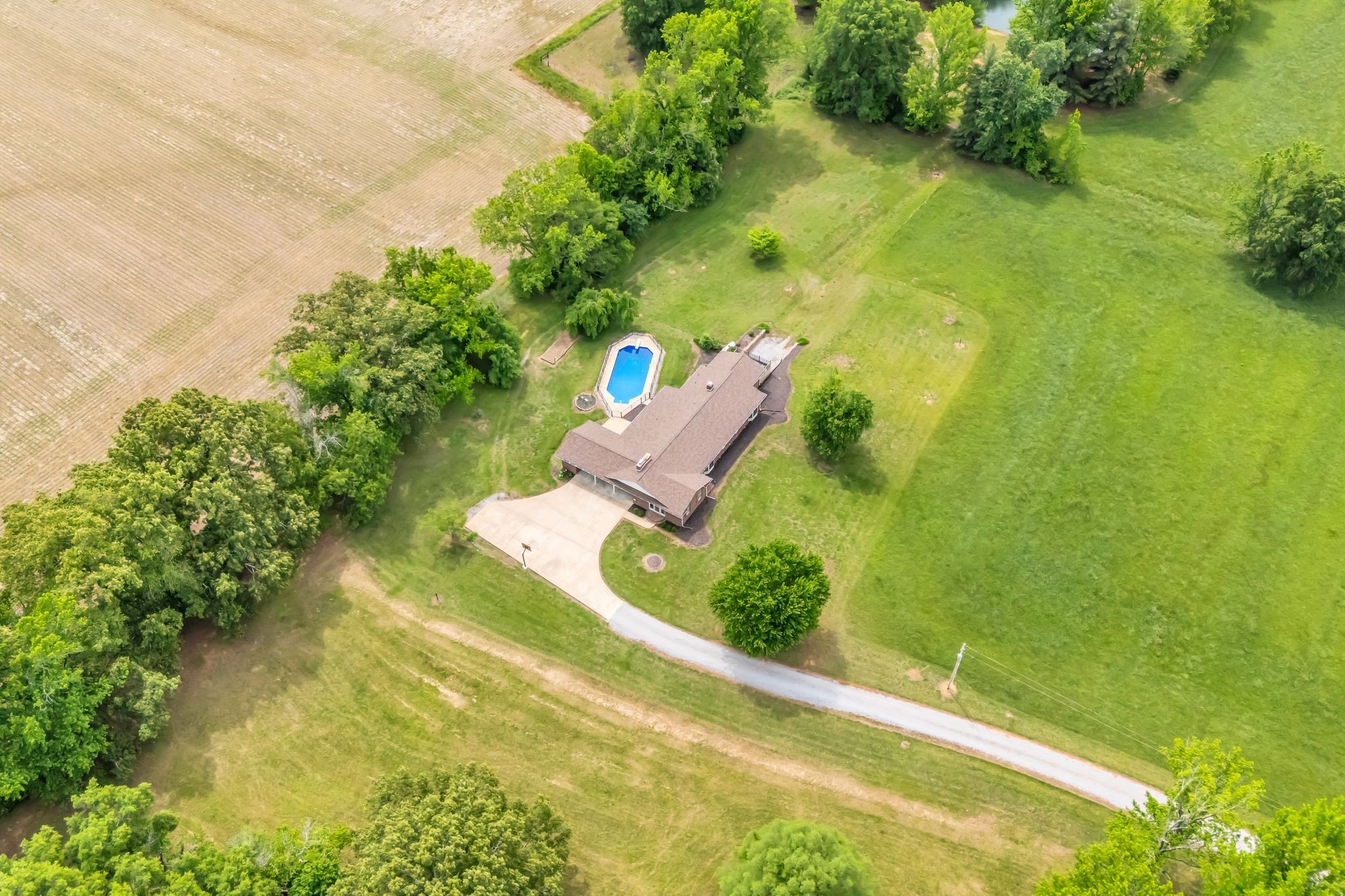 28 Ok Road Lawrenceburg TN 38464