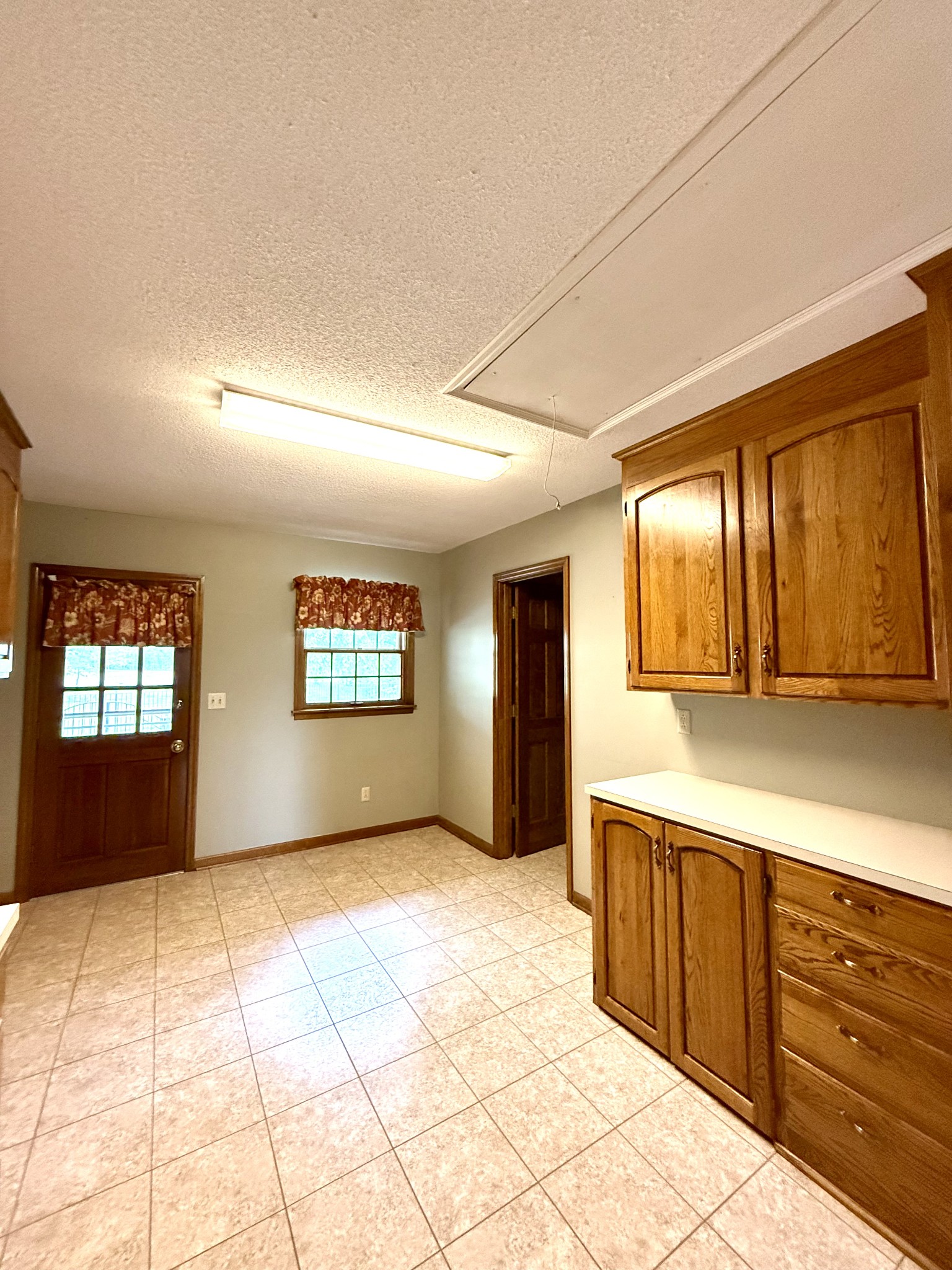 28 Ok Road Lawrenceburg TN 38464