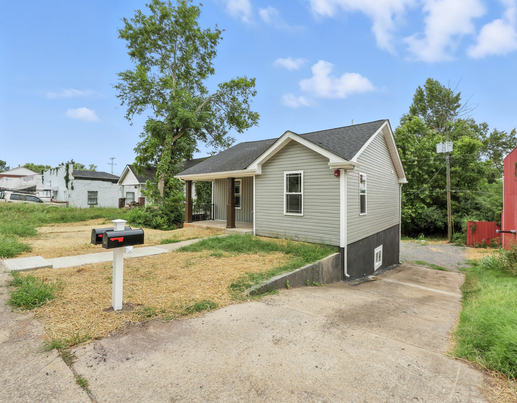 706 Cumberland Drive Clarksville TN 37040