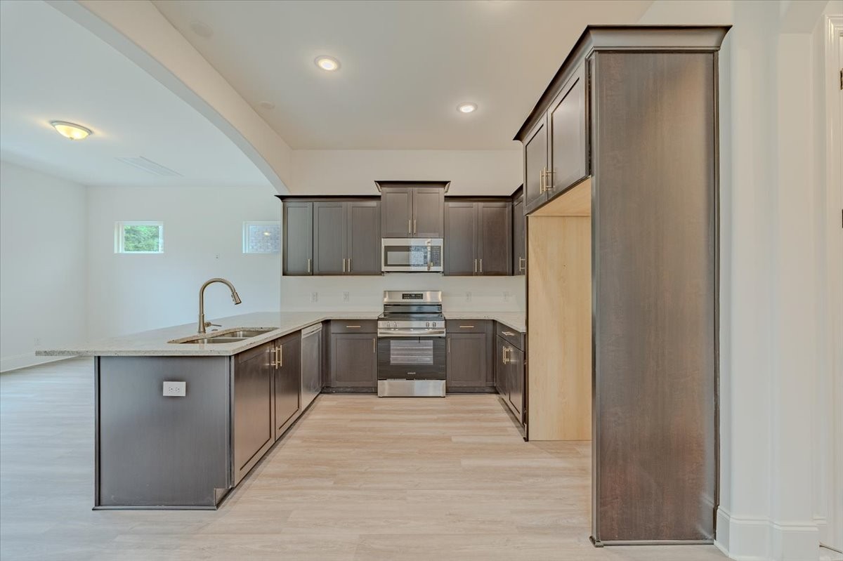 1109 Freeboard Alley La Vergne TN 37086