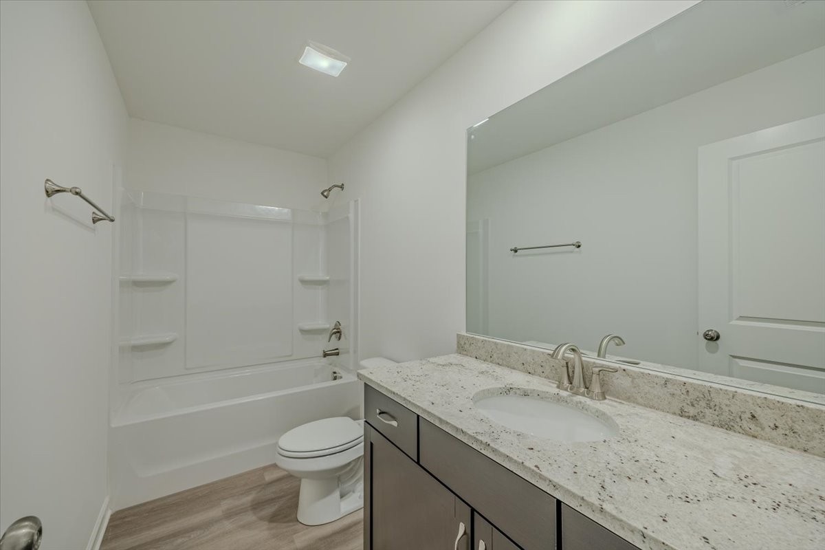 1109 Freeboard Alley La Vergne TN 37086