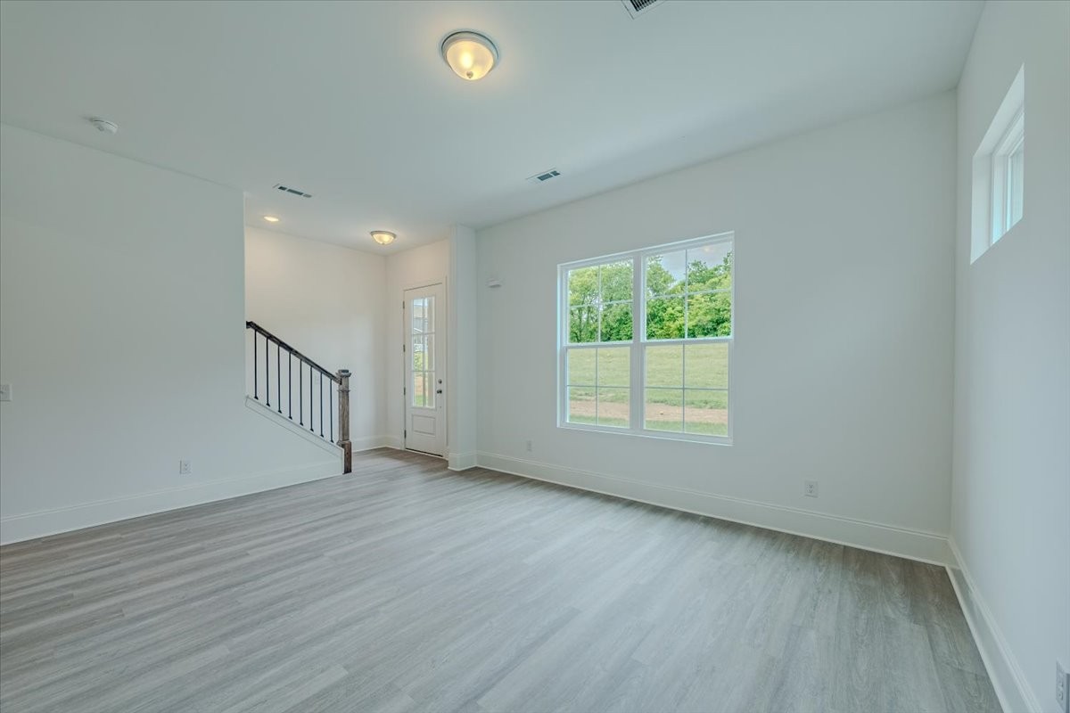 1109 Freeboard Alley La Vergne TN 37086