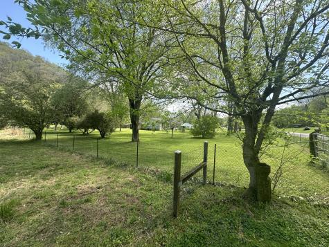 2454 Tinnin Road Goodlettsville TN 37072