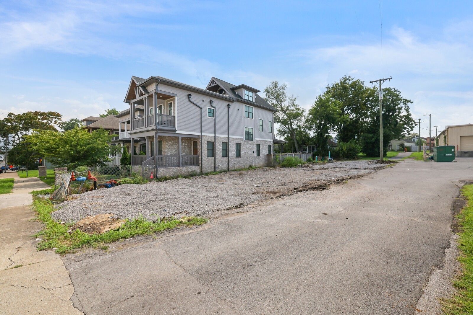 1025 10th Avenue N Nashville TN 37208