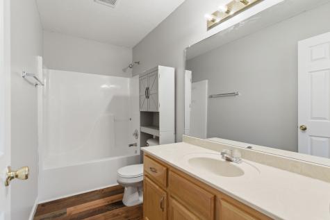 1150 17th Ave, E Springfield TN 37172