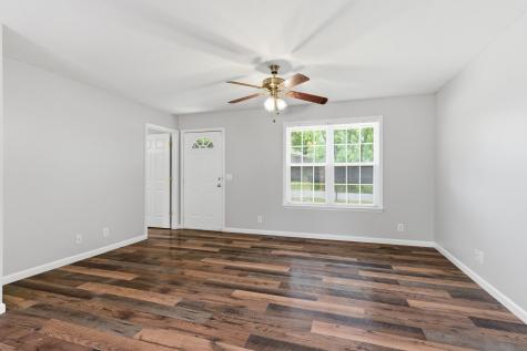 1150 17th Ave, E Springfield TN 37172