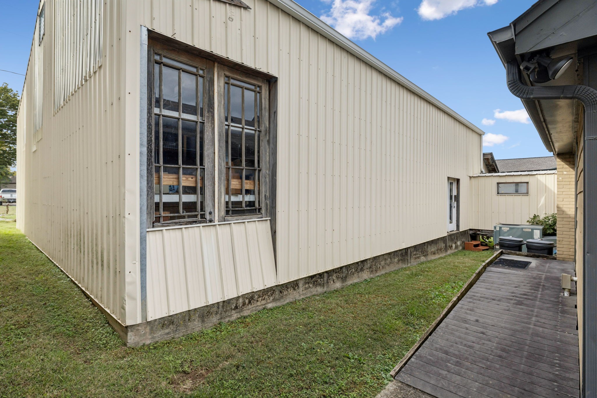 413 E Iris Drive Nashville TN 37204