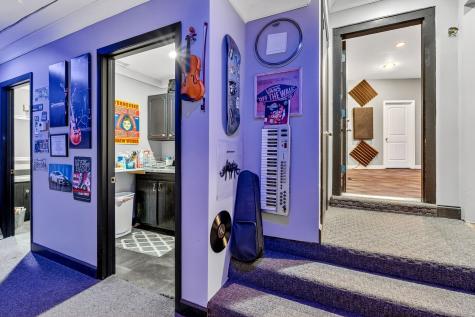 526 E Iris Drive Nashville TN 37204