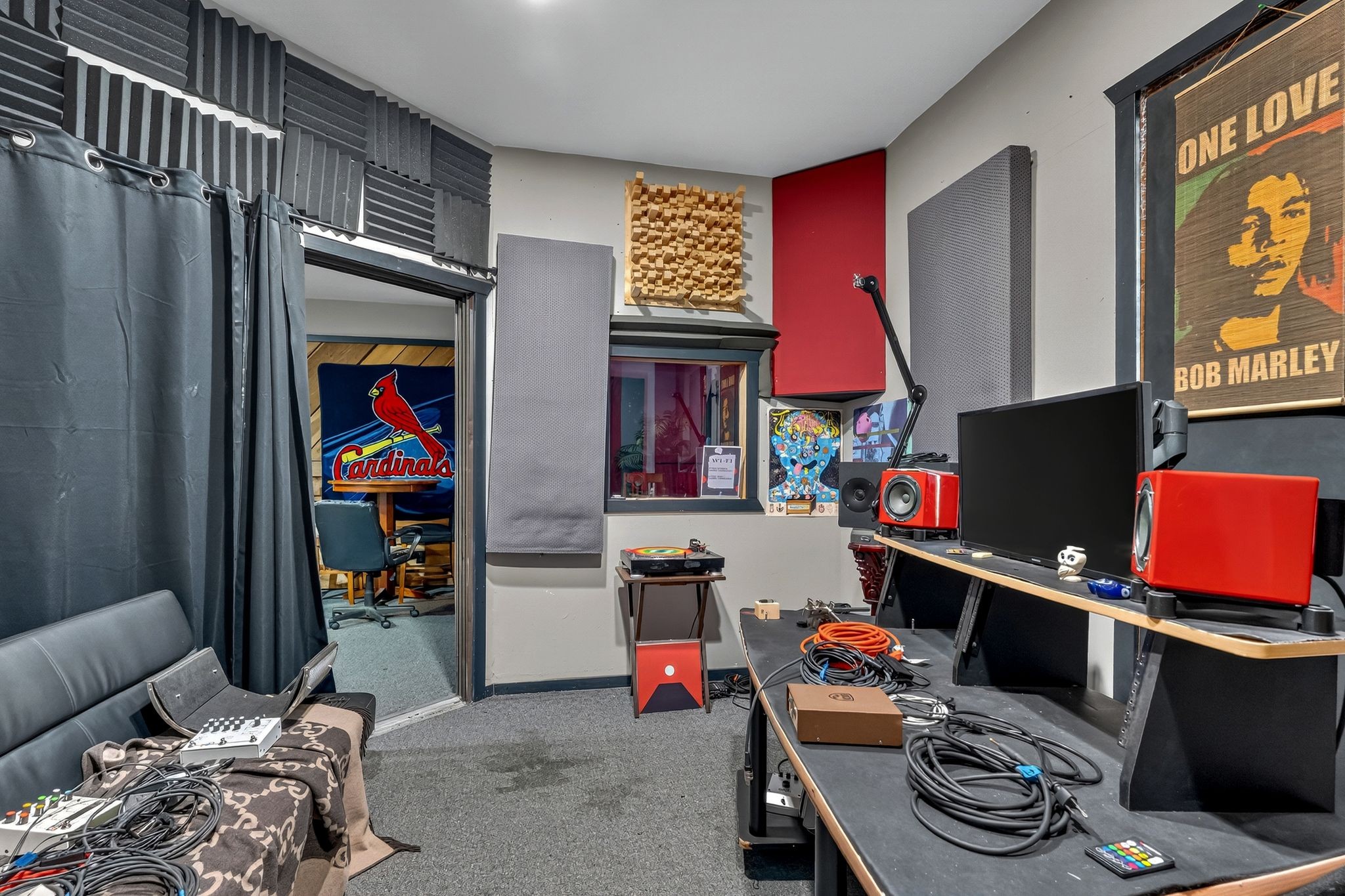 526 E Iris Drive Nashville TN 37204
