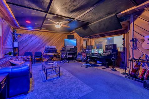 526 E Iris Drive Nashville TN 37204
