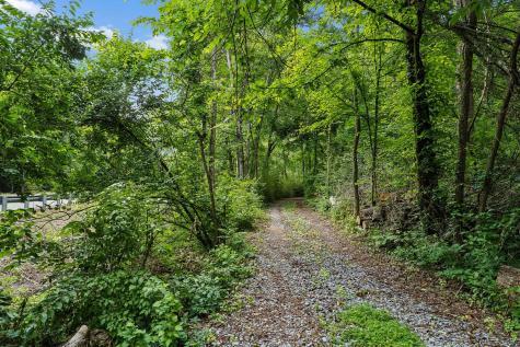 8797 Highway 100 Nashville TN 37221