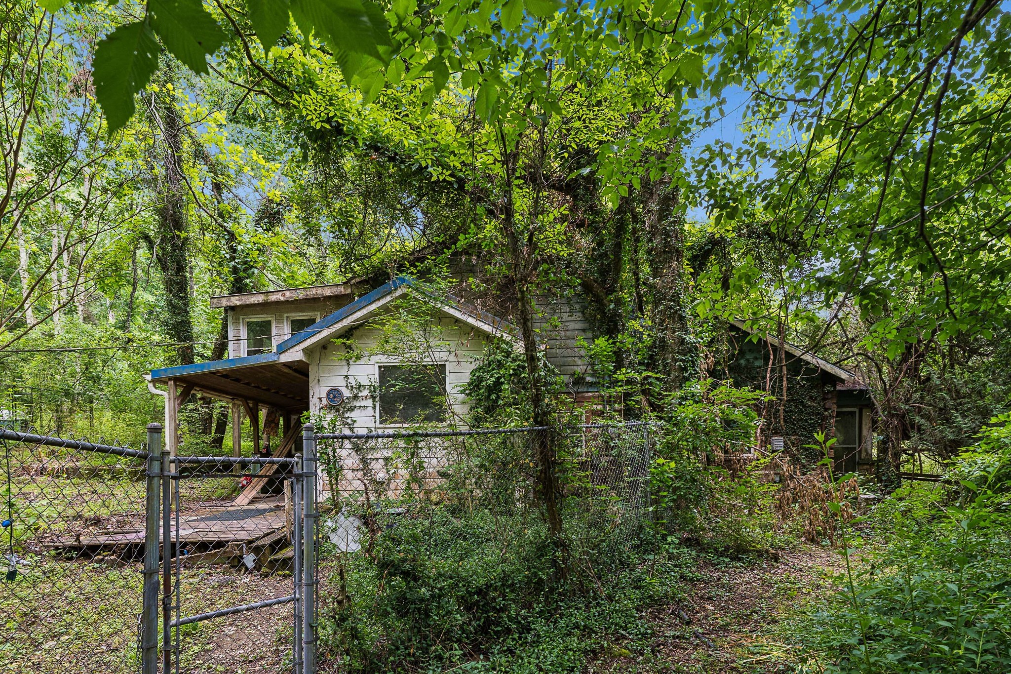 8797 Highway 100 Nashville TN 37221