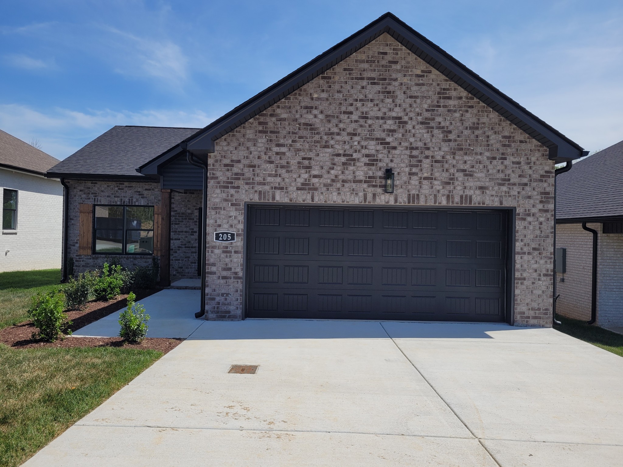 205 Sandalwood Way Dickson TN 37055