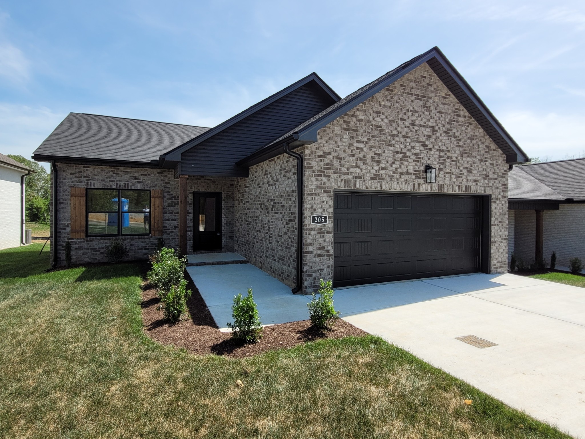 205 Sandalwood Way Dickson TN 37055