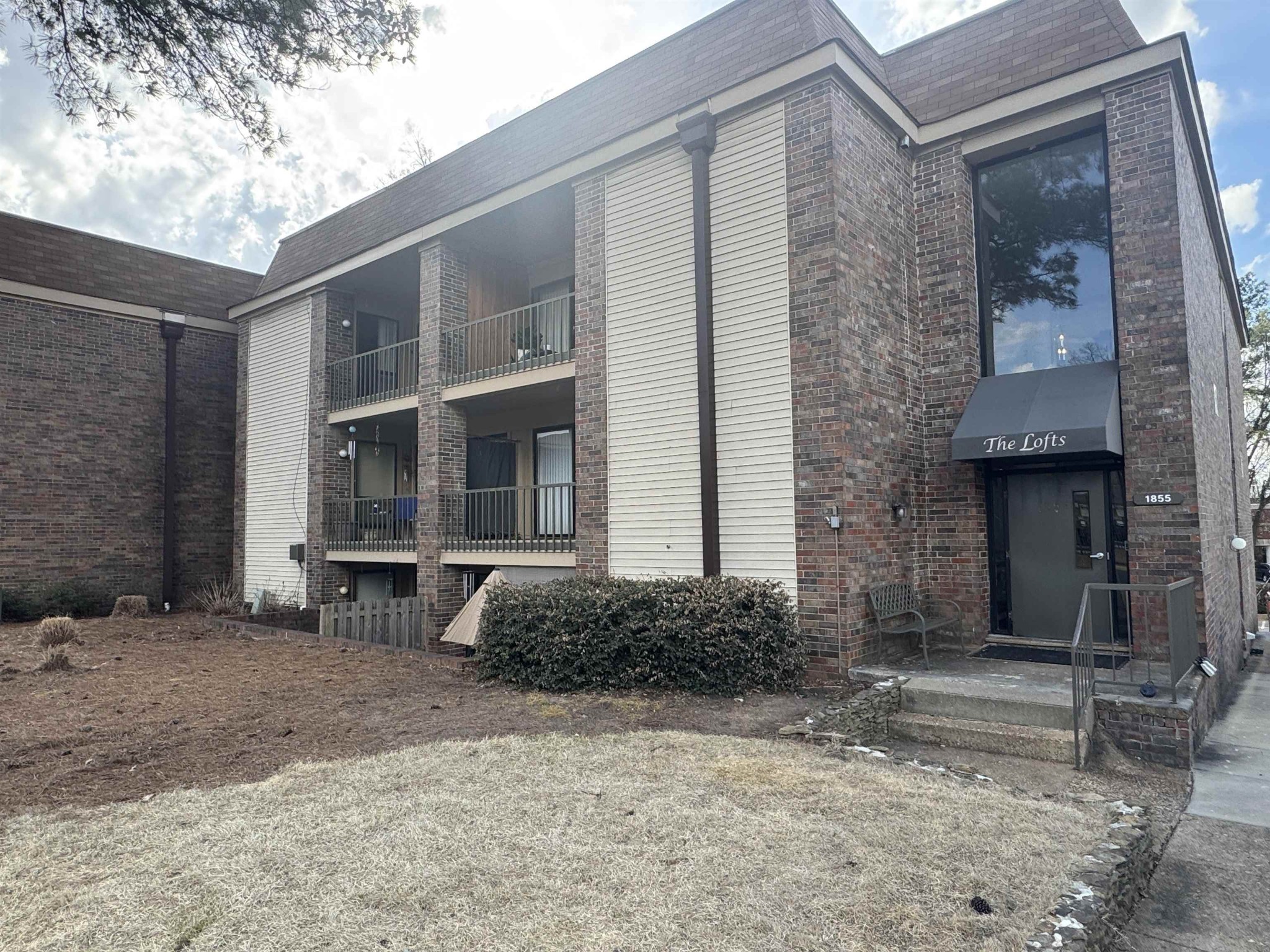 1855 W Poplar Woods Circle Germantown TN 38138