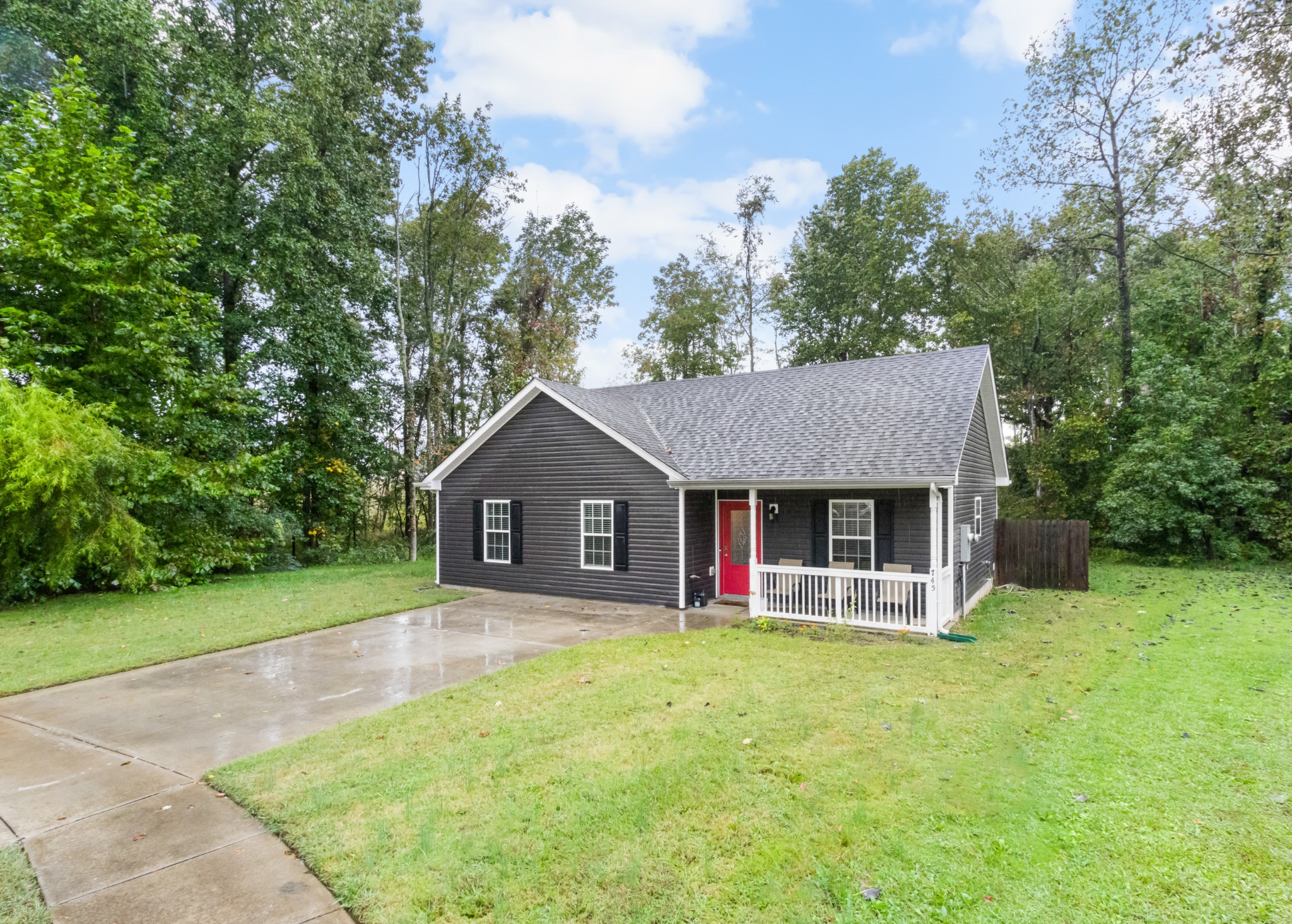 745 Inver Lane Clarksville TN 37042