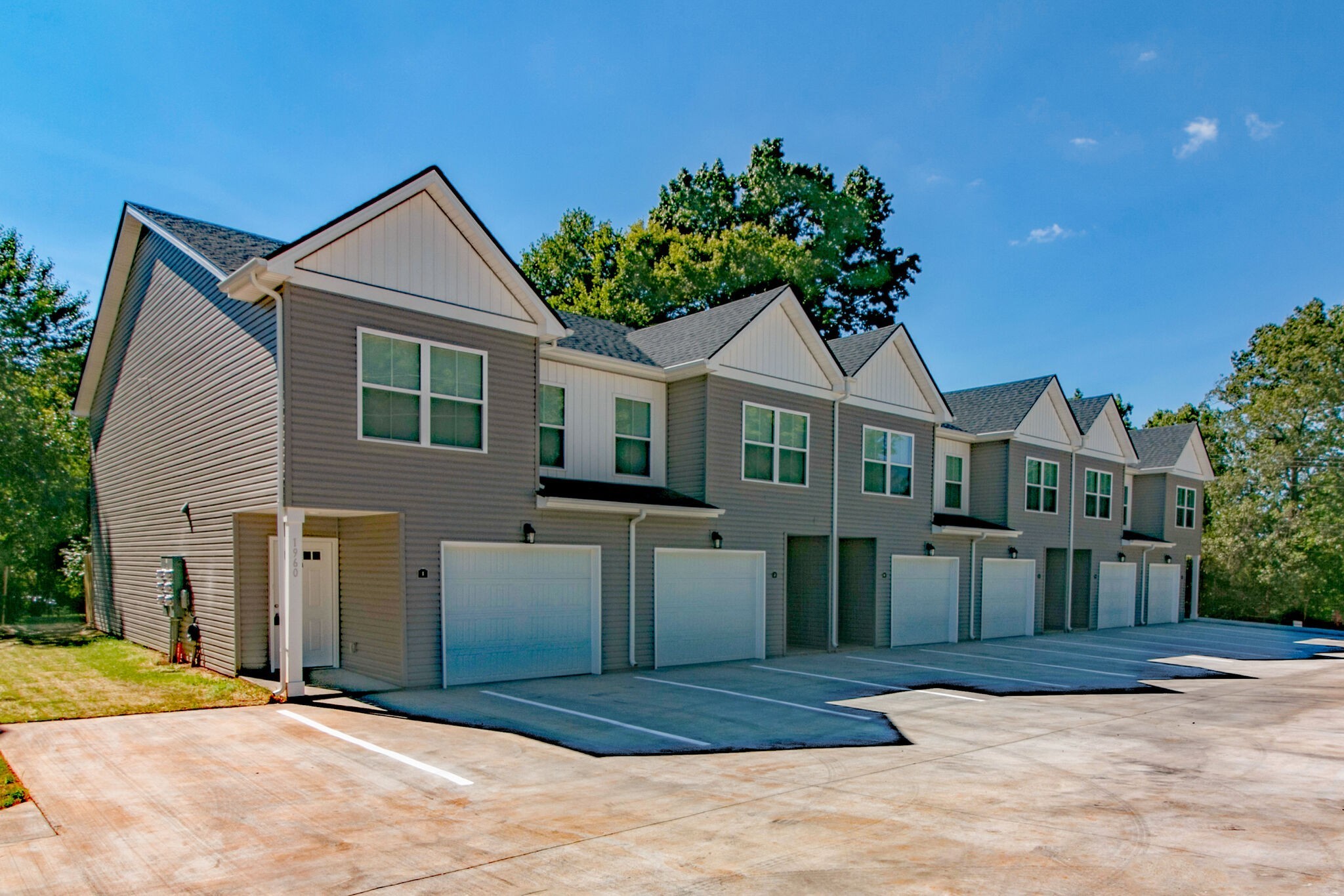 1960 Batts Lane Clarksville TN 37042