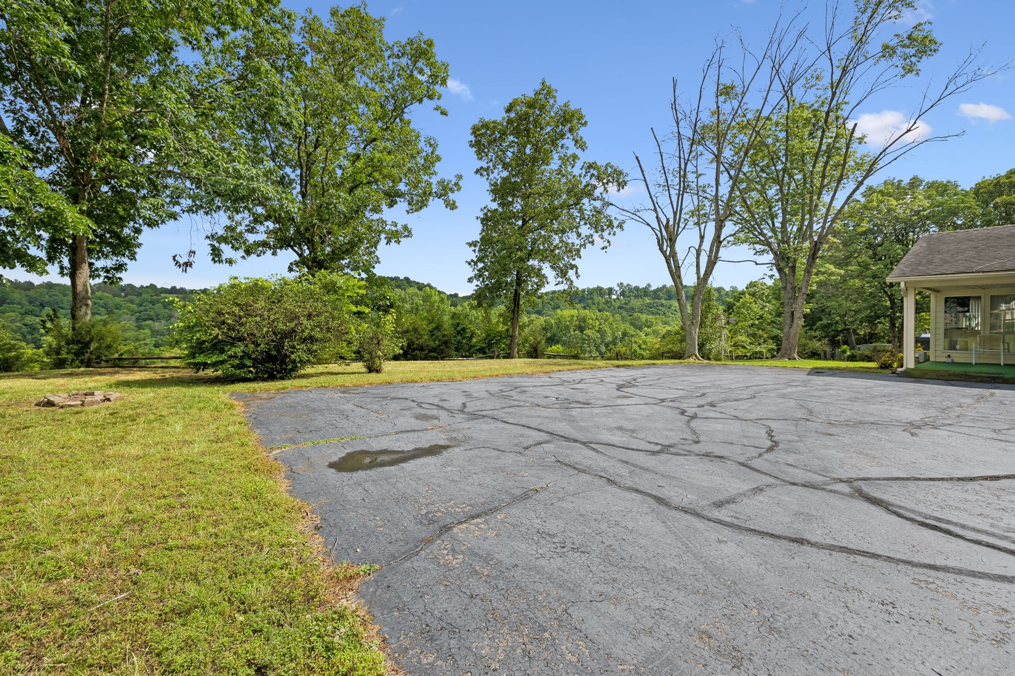 1202 Sycamore Valley Road Ashland City TN 37015