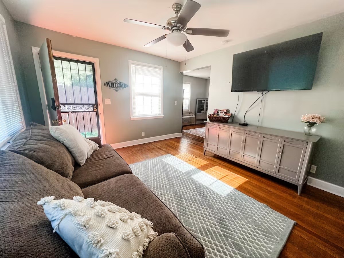 1219 Mcgavock Pike Nashville TN 37216
