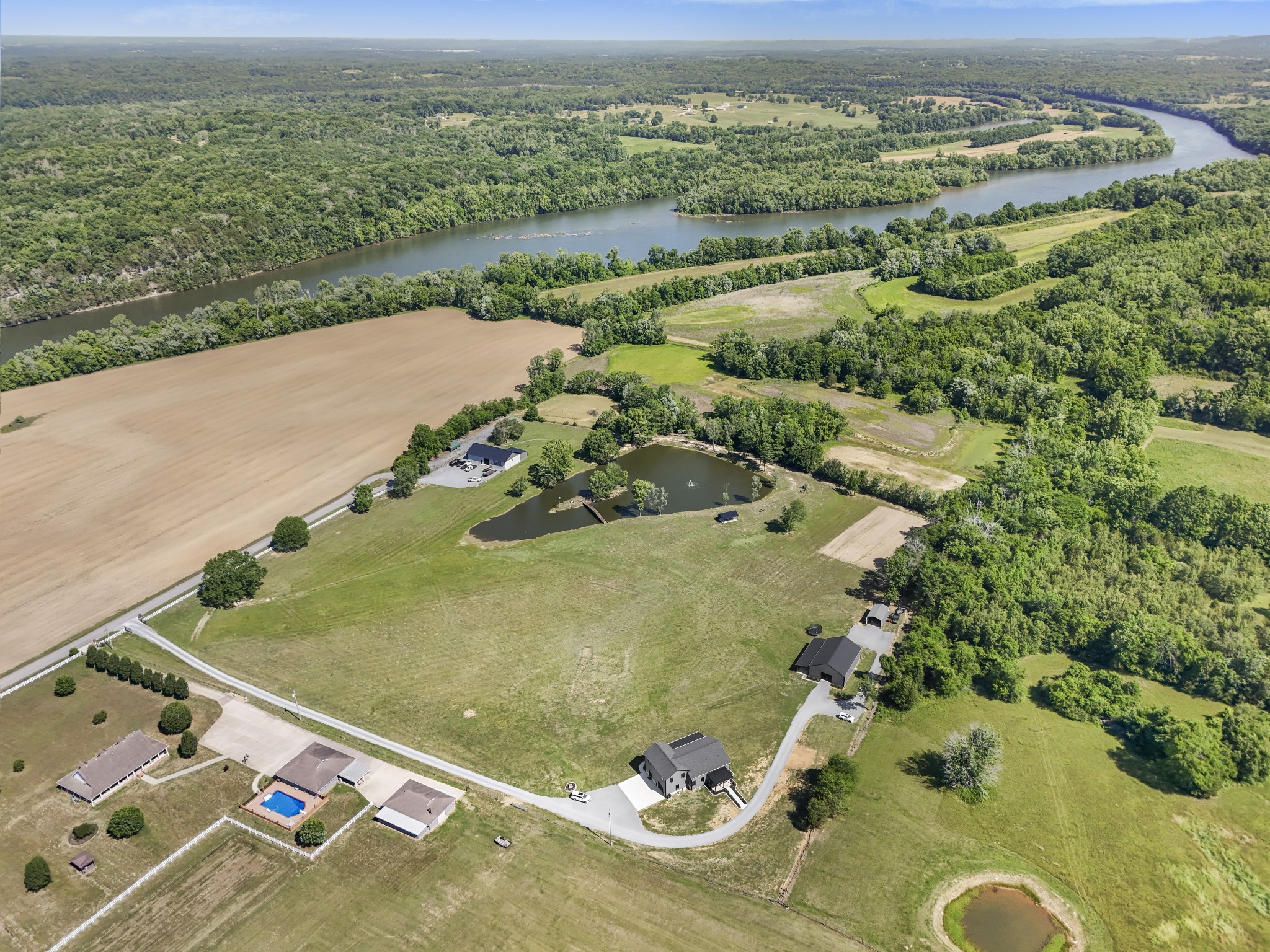 640 Riverview Estates Lane Castalian Springs TN 37031