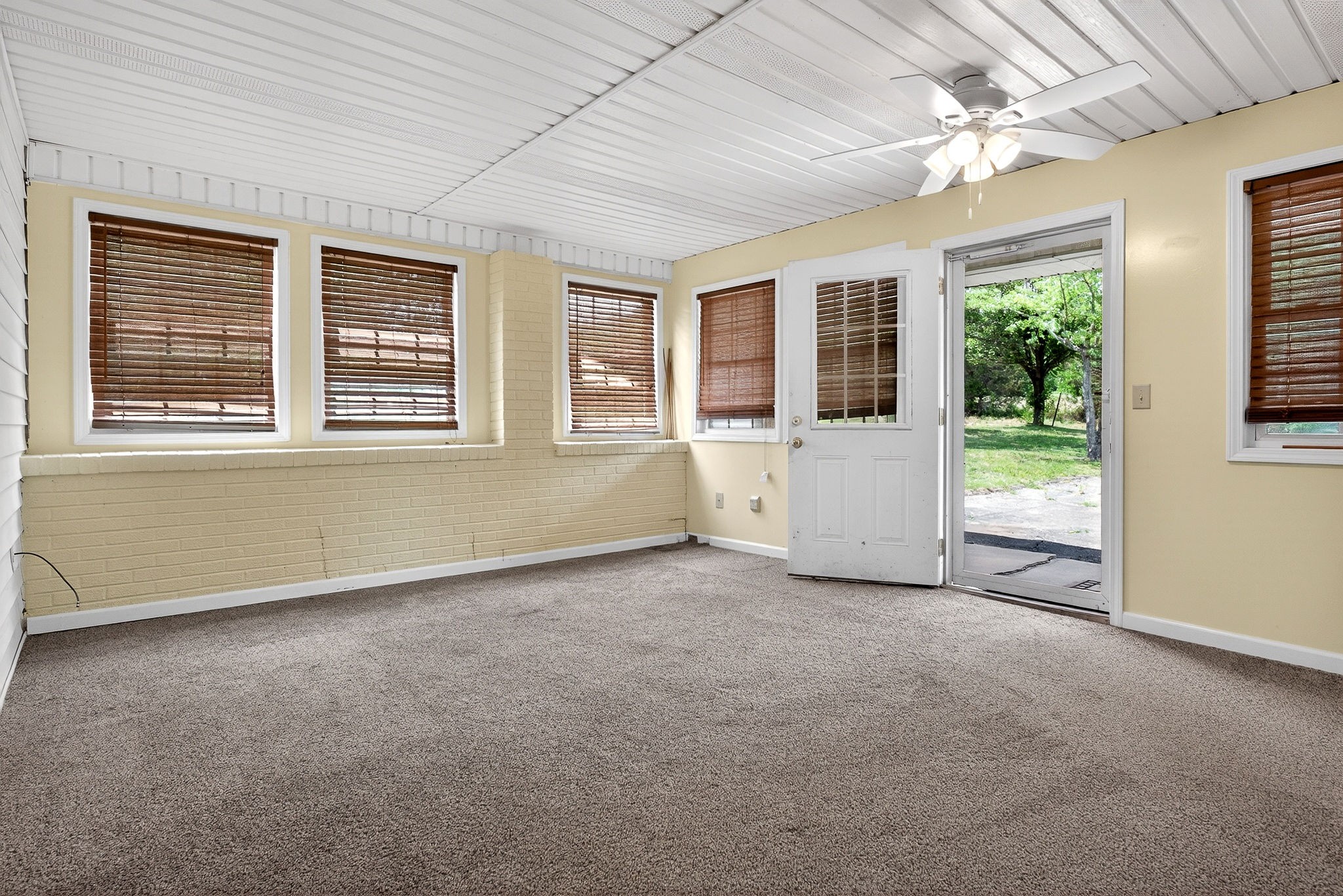 1372 Jamestown Highway Livingston TN 38570